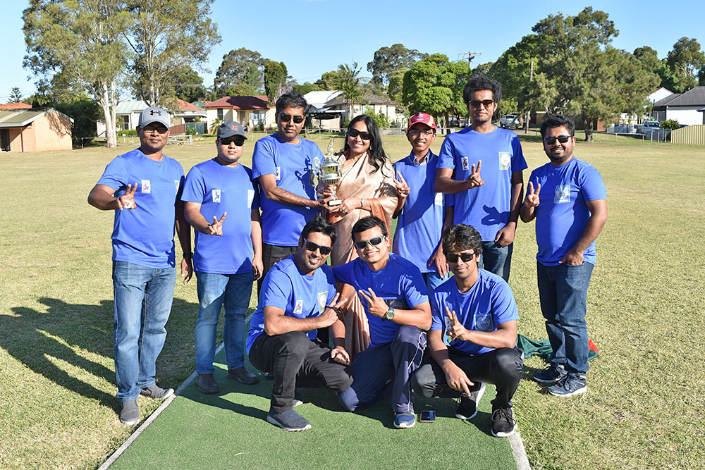 চ্যাম্পিয়ন “স্বোপার্জিত স্বাধীনতা”