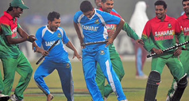 Bangladesh hold nerve to win series